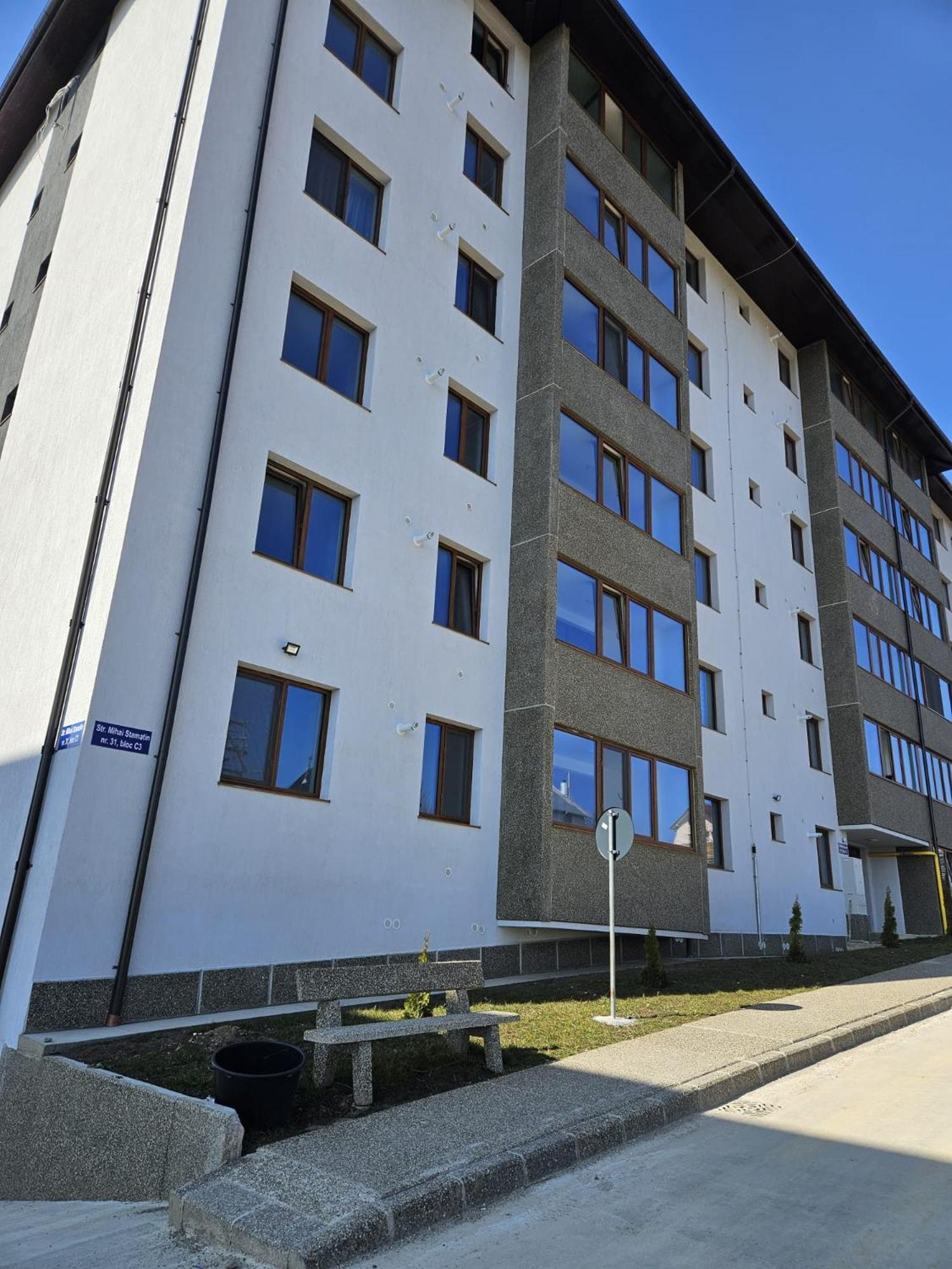 Tei Residence Piatra Neamţ Exterior foto